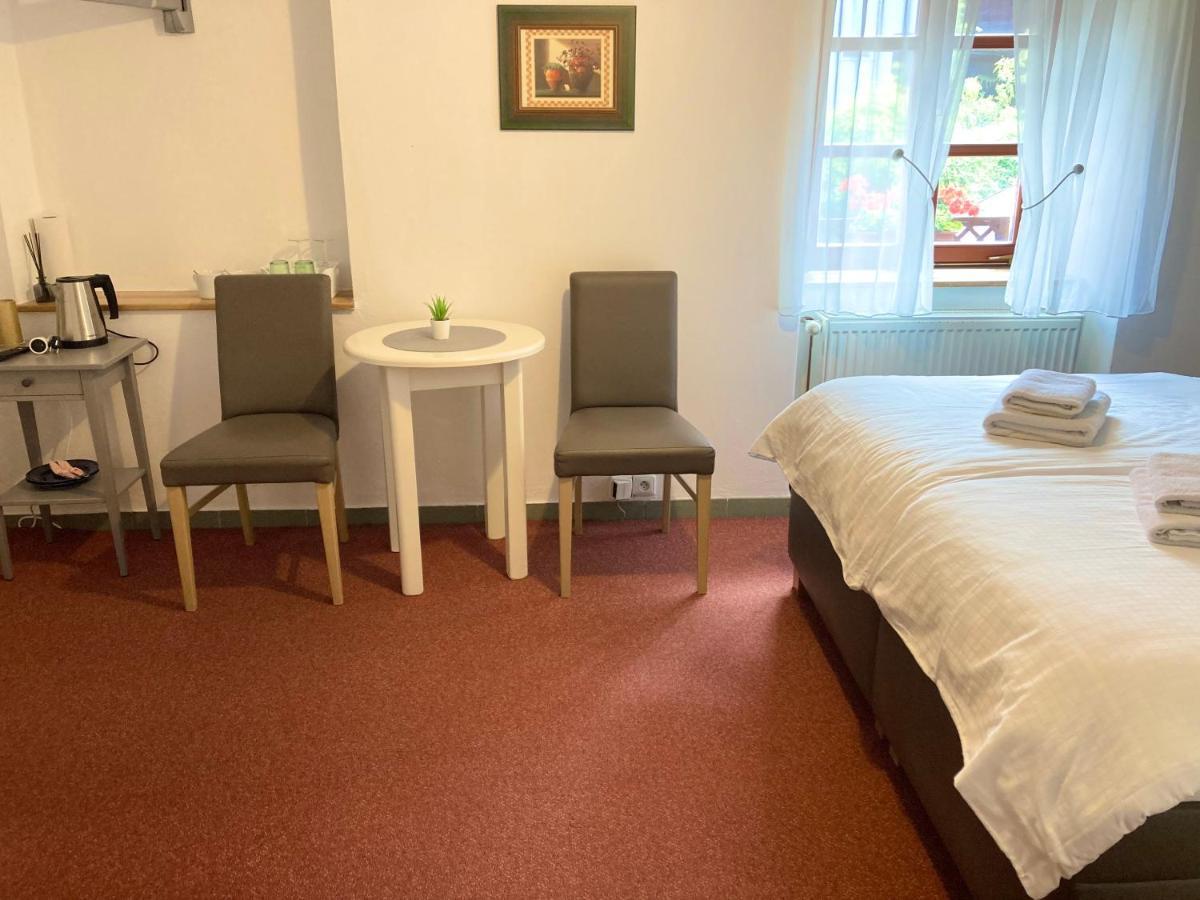Guesthouse Mikulas Mikulov - Free Parking In The City Center 外观 照片