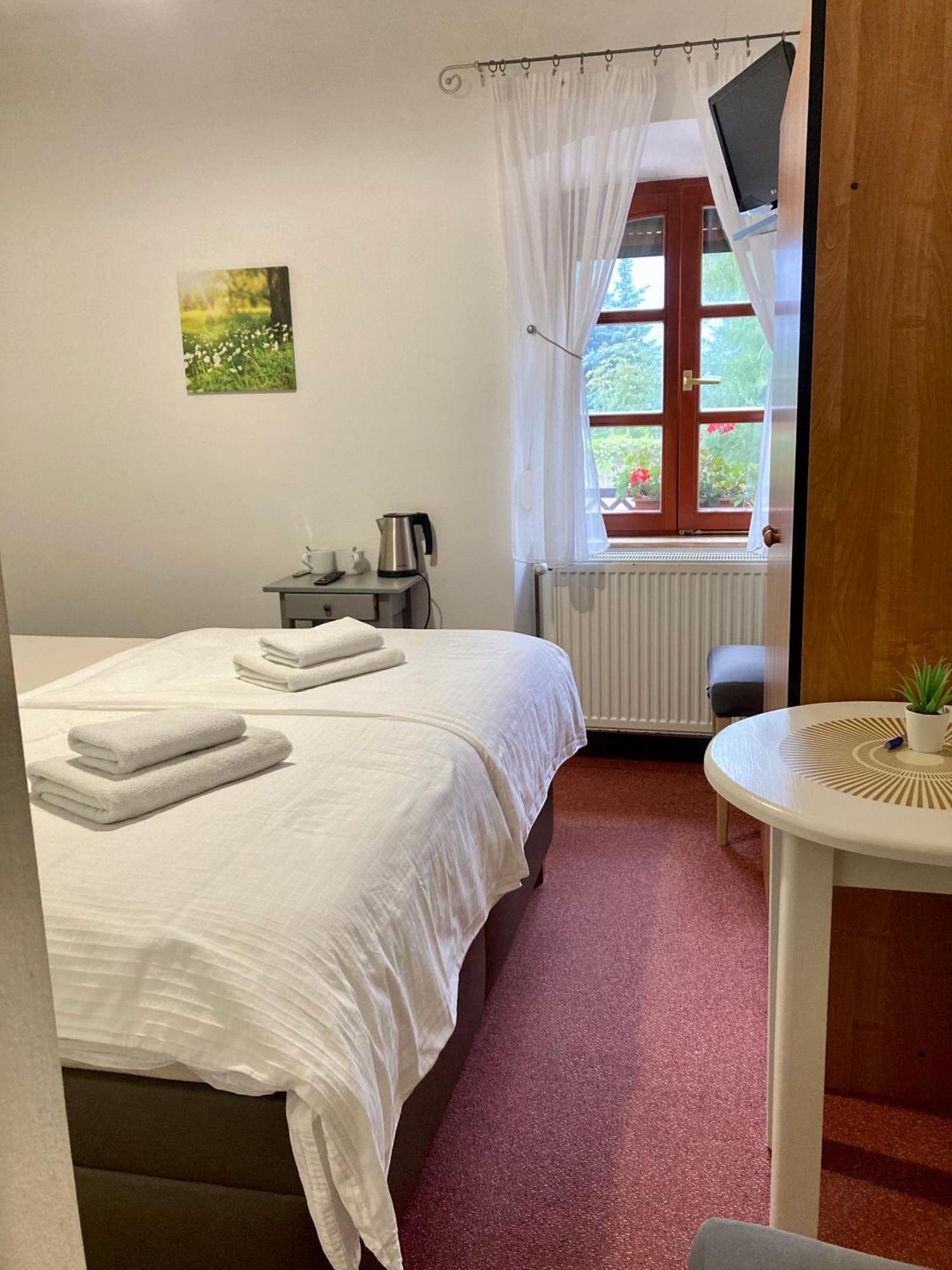 Guesthouse Mikulas Mikulov - Free Parking In The City Center 外观 照片