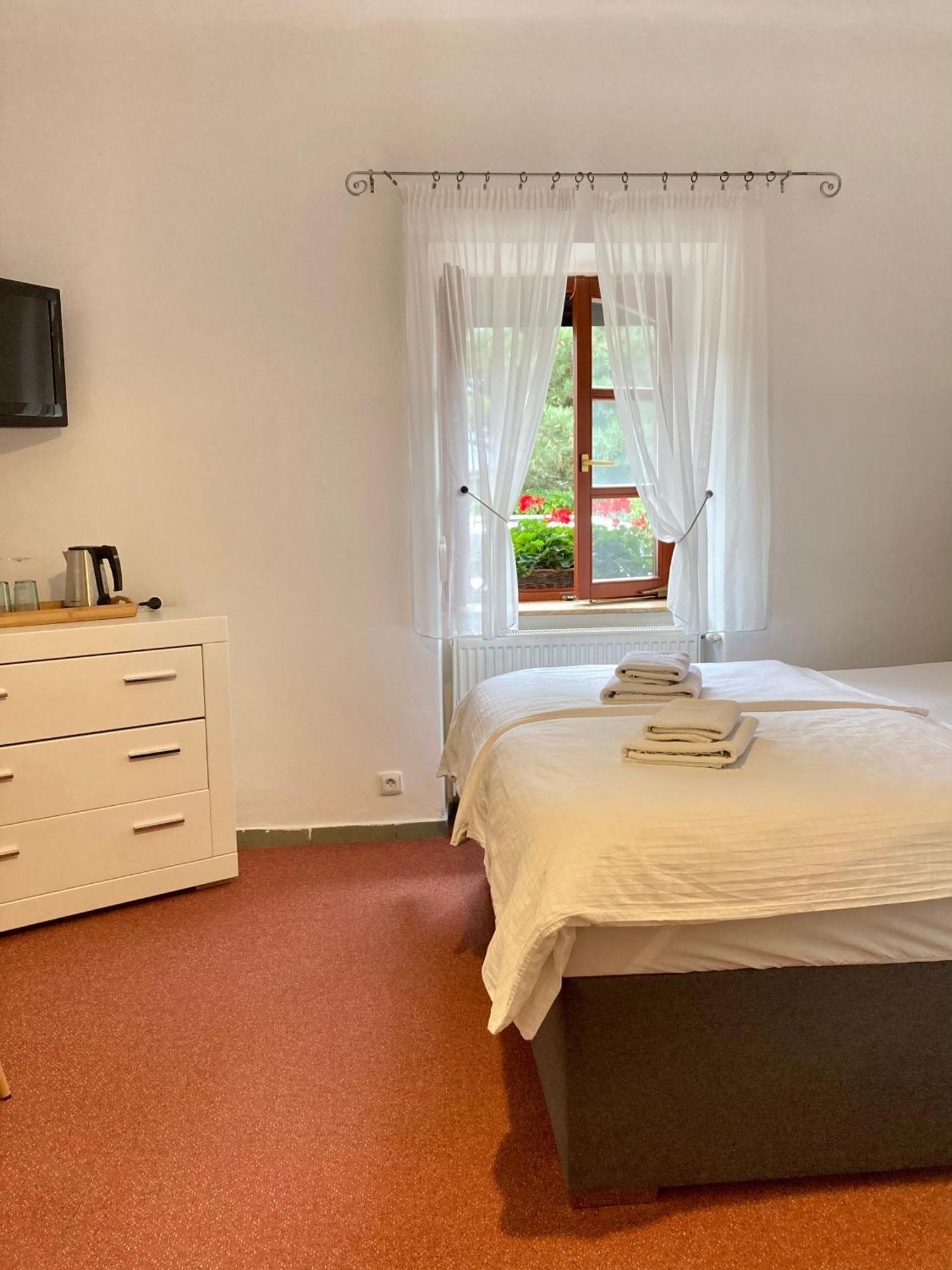 Guesthouse Mikulas Mikulov - Free Parking In The City Center 外观 照片