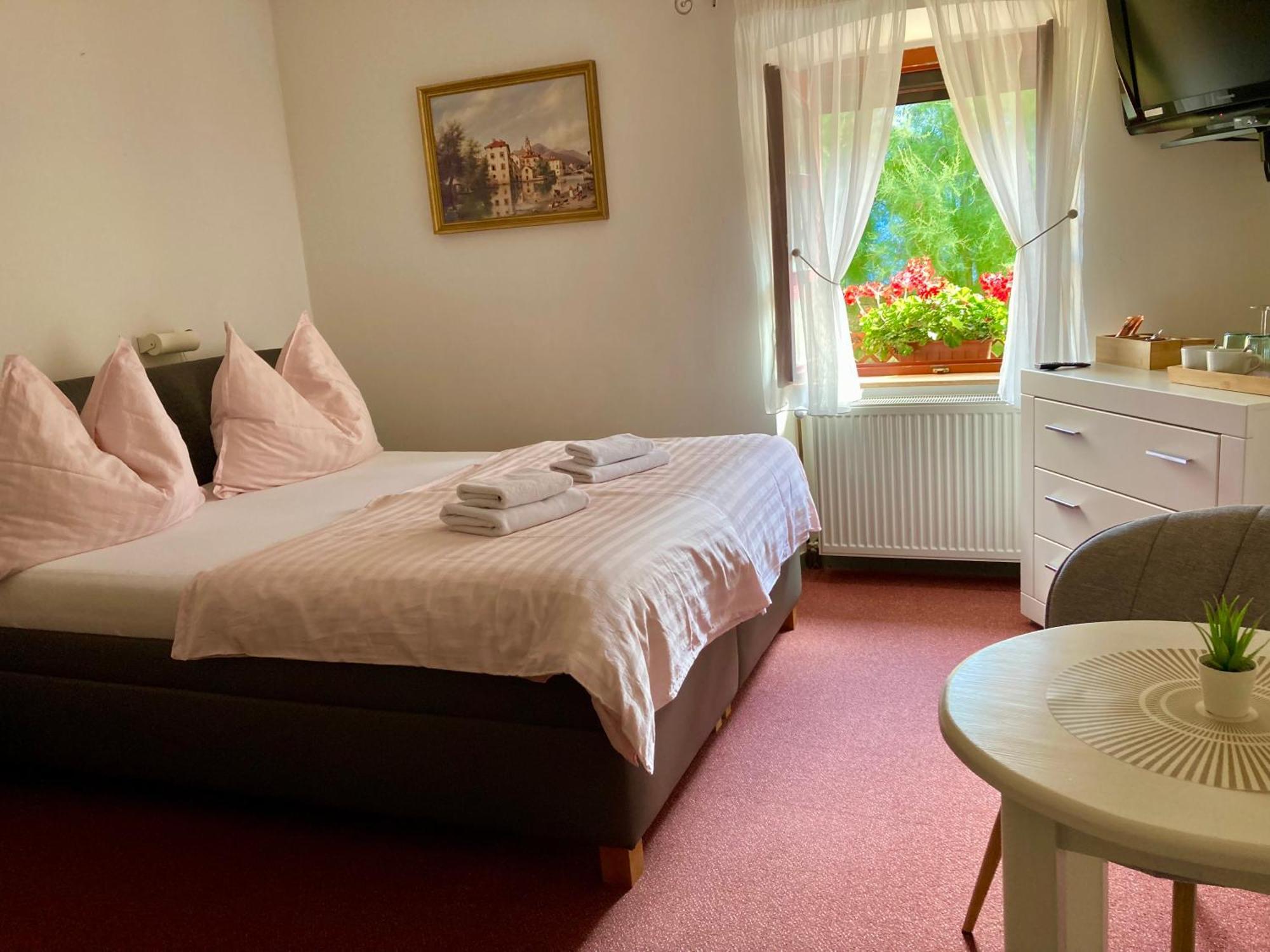 Guesthouse Mikulas Mikulov - Free Parking In The City Center 外观 照片
